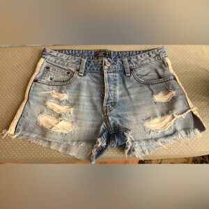 Abercrombie & Fitch Side Stripe Ames Low-Rise Boyfriend Shorts, medium wash